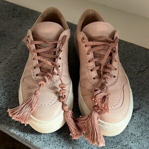 Ulla Johnson rose color leather sneakers with the original tassel lace